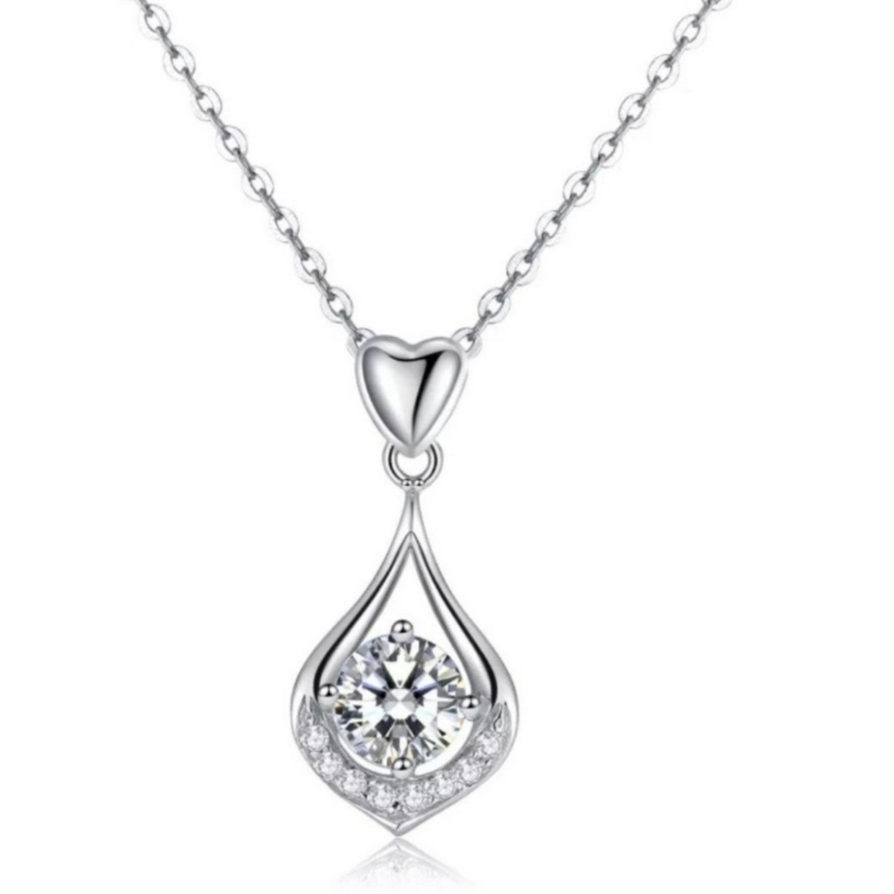 Gorgeous Diamond Necklace